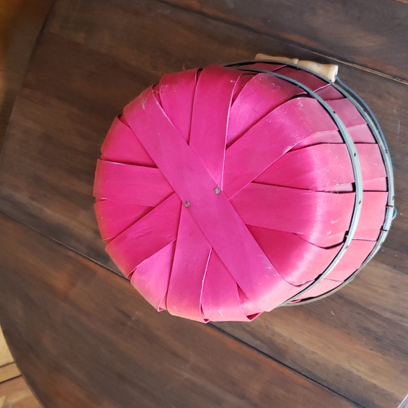 Vintage Red Wooden Split Slat Basket with Wood and Metal Handle - Picture 4 of 5